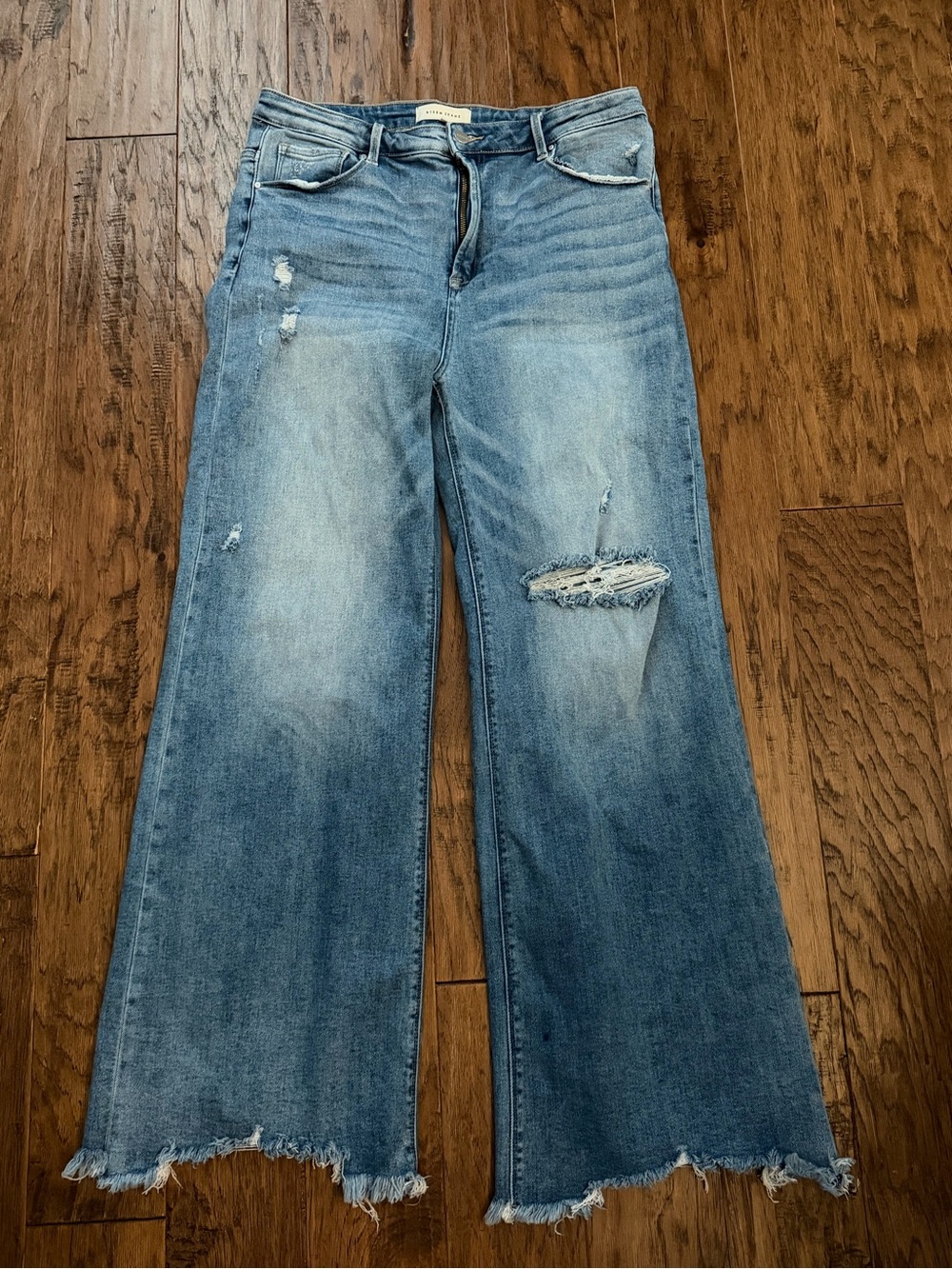 NWOT! Risen Wide Leg Distressed Women's Jeans — Light Blue 1X